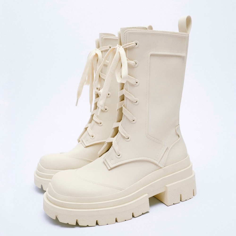 Zara Rubberized Lace-Up Boots Size 35